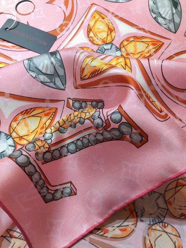 LV silk scarf 90X90cm E31 (26)